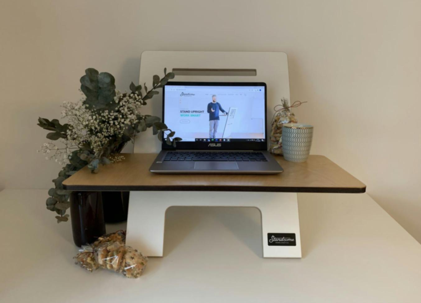 Teilnehmende beim gemeinsamen Lernen und Austausch über Finanzentscheidungen